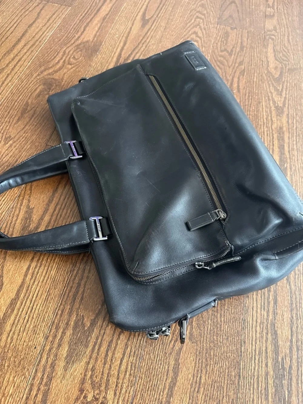 Tumi Black Leather Briefcase Tote with Front Zip Pockets